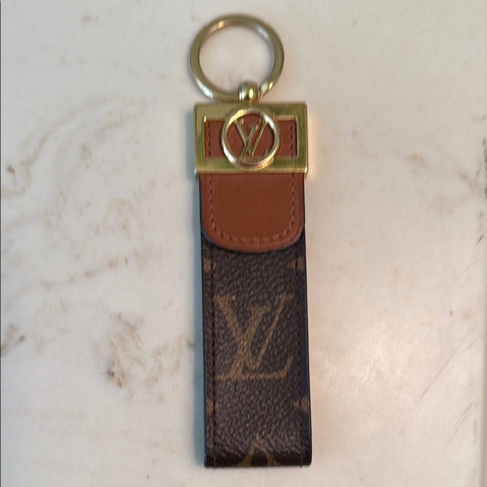 Louis Vuitton Brown and Gold Monogram Key Holder